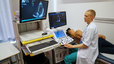 Bildeanalyser av ultralyd er snart helautomatisert og et forskningsprosjekt ved St Olavs Hospital i Trondheim er i gang med kliniske forsøk der kunstig intelligens bidrar i diagnosering og veiledning i bildedannende metoder innenfor medisin. 