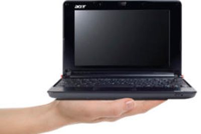 <p>Denne Acer netbook-en tilbys av AT&amp;T sammen med mobilt bredb&aring;nd i USA.</p>