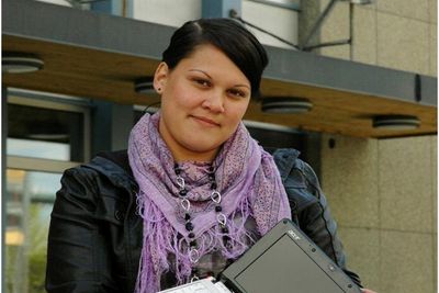 <p>Anna St&oslash;p fra Vingrom er Telenors mobile bredb&aring;ndskunde nummer 200.000.</p>