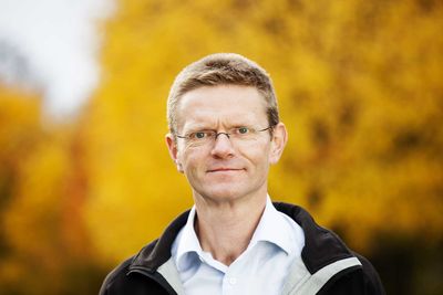 Nestleder Terje Breivik i Venstre er fornøyd med at partiet har sikret fortsatt støtte til frivillige rettshjelpsordninger og økte bevilgninger til vedlikehold av jernbanen.
