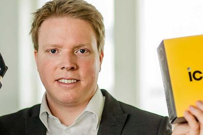 Ice-sjef Eivind Helgaker vil ikke kommentere om selskapet er interessert i å kjøpe hele eller deler av Tele2 Norge, men bekrefter at de har tatt opp et lån i obligasjonsmarkedet på 1,5 milliarder svenske kroner.