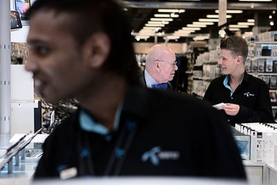 3 gjør suksess mens Telenor sliter. Det danske markedet skriker etter konsolideringer, men aktørene finner ikke fram til hverandre.