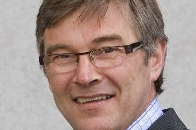 Administrerende direktør Ketil Kivedahl i TDC Norge møter Telenor i retten. TDC hevder å ha tapt anbud på grunn av for høye priser på tilgang til Telenors mobilnett.