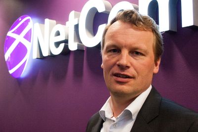 Teknisk direktør Jon Christian Hillestad i Netcom mener tallene viser at den nye teknologien fungerer knallgodt og at kundene er fornøyde.