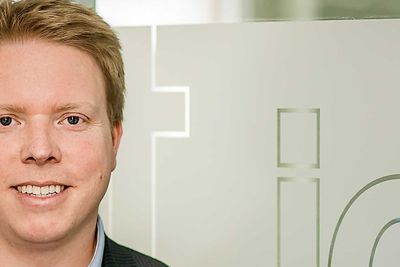 Ice-sjef Eivind Helgaker i Ice avgjør om kort tid hvem som blir leverandører i mobilnettet de skal bygge ved hjelp av frekvensressurser i 450-, 800-, 900- og 1800 MHz-båndene.