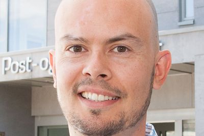 Underdirektør John-Eivind Velure i Post- og teletilsynet vil ikke avsløre navnet på den tredje budgiveren.