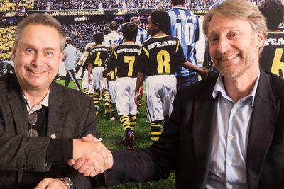 Mads Enquist og Torbjørn Ødegård Teigen signerte den tiårigt avtalen som er verdt 100 millioner kroner.