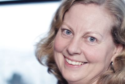 Administrerende direktør i Telenor Norge, Berit Svendsen, kan vise til veldig pen utvikling på mobilsiden i første halvår.