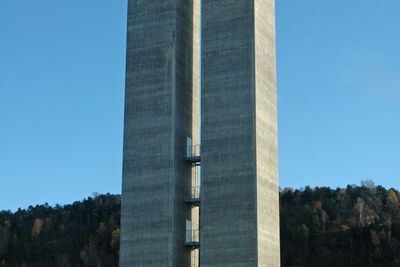 Ventilasjonstårnene for Bjørvika- og Ekebergtunnelen er de nye landemerkene i Oslo havn. Den som vil fylle dem med ventilasjonsutstyr må bestemme seg for en pris innen 27. november.