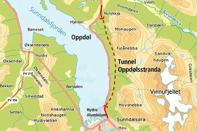 En 7,5 km lang tunnel skal eliminere den svært rasfarlige strekningen på riksveg 70 langs Oppdølstranda en gang for alle. (Ill.: Statens vegvesen)