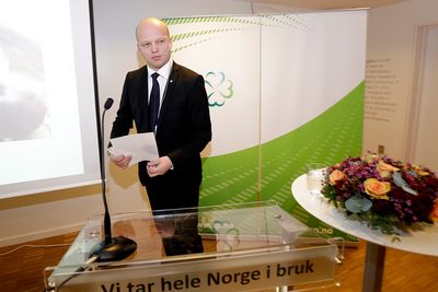 Senterpartiets leder Trygve Slagsvold Vedum legger fram partiets alternative statsbudsjett mandag. Foto: Vidar Ruud / NTB scanpix