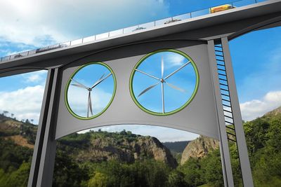 To vindturbiner på viadukten gir best likevekt, både når det gjelder det strukturelle og det elektriske.  