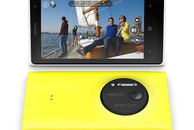 Vi kan vente oss nye Lumia-supertelefoner med Windows 10 senere i år, sier kilder. På bildet: Lumia 1020.