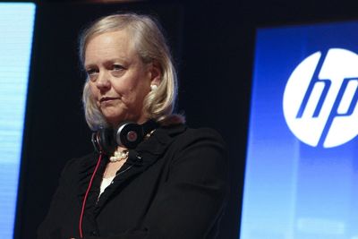 HPs markedsverdi har falt med 40 prosent det siste året. Gevinsten fra nedbemanning og andre sparetiltak skal brukes til utvikling og fornyelse for å sikre langsiktig vekst, sier HP-sjef Meg Whitman.