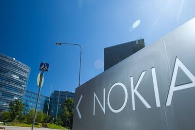 Nokias hovedkontor ved den finske byen Espoo i Finland kan bli neste offer i jakten på friske kontanter. 