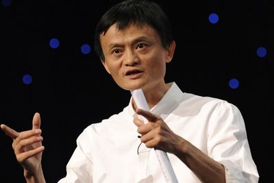 Jack Ma, styreleder i Alibaba Group, har meldt seg på kampen om Yahoo. Det kan bli kontroversielt i USA, ettersom Alibaba er et kinesisk selskap.