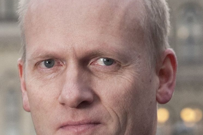 Stortingsrepresentant Anders Werp i Høyre lovpriser det Danmark gjør nå, med utvikling av en militær evne til å slå tilbake gjennom offensive kyberoperasjoner.