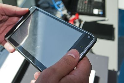 S7 er trolig et av flere produkter som Huawei lanserer i Norge til høsten. Denne fjøla fant vi hos Telenor, men vi rakk dessverre ikke å prøve den.