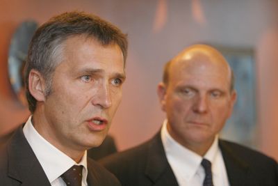 Statsminister Jens Stoltenberg fikk en gjennomgang av Microsofts søkeplaner av Steve Ballmer. 