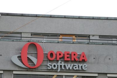 Opera Software har lagt frem sin nye State of the Mobile Web-rapport. Den viser blant annet at mobilsurferne sprer sine besøk på samme måte som når de surfer fra PC-en.