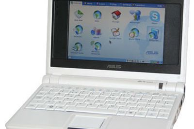 Mini-PCer som denne bidro til at veksten i PC-salget til vanlige forbrukere hadde en pen økning i fjor.