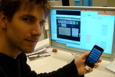 Designer og medgründer John Eivind Hallen i programvareselskapet Shortcut er snart klar med sitt første program til iPhone.