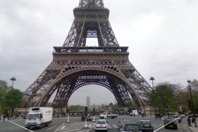 Bildene fra Google Street View gir en fin oversikt fra gateplan, som her i Paris.