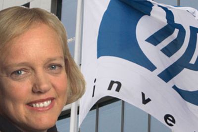 HPs nye toppsjef, Meg Whitman, kjørte forventningene for 2012 kraftig ned da hun presenterte resultater for Hewlett-Packard mandag.