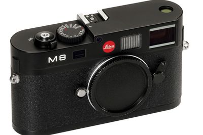 Auksjonen av den første digitale Leica M8 er avsluttet med høyeste bud på EUR 24.000