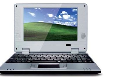 Liten, enkel og latterlig billig. CherryPals nye netbook koster bare 99 dollar. Produktet kan nå bestilles fra selskapets nettsider.