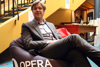 Toppsjef Lars Boilesen i Opera Software gleder seg over gode inntekter fra selskapets desktop-produkt. Men mest imponerende er veksten fra Operas mobile annonsenettverk.