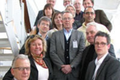 Det nye IT-sektorstyret i Standard Norge. Bak fra venstre: Finn Otto Hansen, Trond Harald Hovland, Kjell Åge Bringsrud, Eva Mjøvik, Tone Bringedal, Asbjørn Seim, Heidi Arnesen Austlid, Shazad Rana, Paul Chaffey, Per Morten Hoff, Thore Langeland, Trine Tveter, Ivar Jachwitz (viseadm. dir. Standard Norge) og Jacob Mehus (markedssjef Standard Norge).