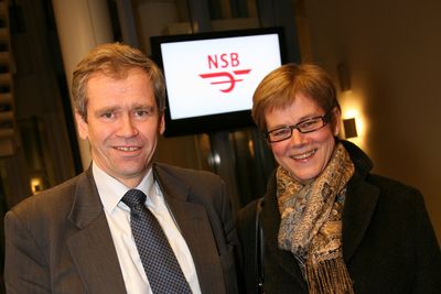 NSB-sjef Einar Enger og Jernbanedirektør Elisabeth Enger.
