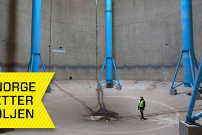 Fylt med kloakk. I denne 24 meter høye betongsiloen på over 30 meter i diameter, flyter det nå 17 millioner liter kloakkslam. Denne ansatte fra Pizzagalli Construction, som deltok i fornyingen av vannrenseanlegget i Washington, kom seg forhåpentlig ut i tide.