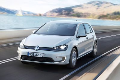 Statistikken viser at hele 37,1 prosent av elbilene så langt i år en Volkswagen e-Golf. 