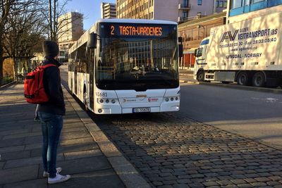 Nå ruller Norges første elbusser i rutetrafikk på veiene, nærmere bestemt i Stavanger. 