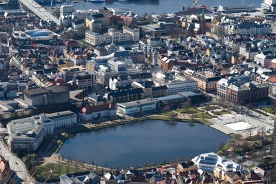 Bergen innfører tidsdifferensierte bompenger fra 1. januar. 
