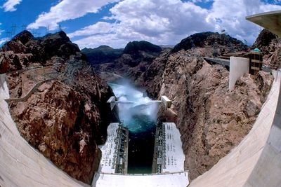 Hoover-dammen i USA - fordeler og ulemper. 