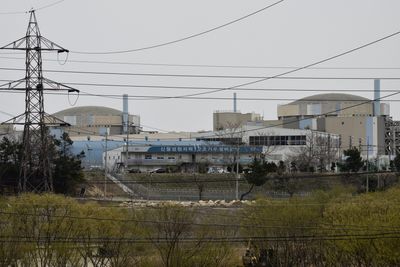  Angrepet: Dette arkivbildet fra 2013 viser to reaktorer Wolsesong i Sør-Korea. Mandag ble det kjent at det sørkoreanske selskapet som driver reaktorene, hadde blitt hacket. 