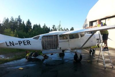 Grenland Fallskjermklubb anskaffet sin Cessna 207 våren 2012. 