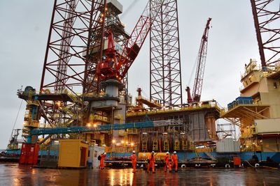 Maersk Interceptor skal i gang med sin første brønn. Riggen er verdens største jackup. 
