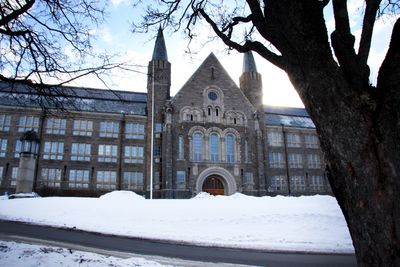  Kan vokse: Hovedbygningen ved NTNU Gløshaugen i Trondheim kan bli sentrum for et enda større universitet. 