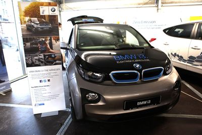 BMW i3 får trolig økt batterikapasitet i år. Nye celler med høyere kapasitet skal sørge for det.
