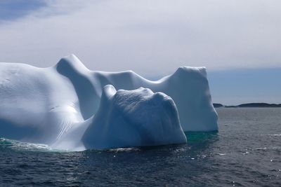 Statoils Bay du Nord-funn i Canada var det største oljefunnet i verden i fjor. Men dersom feltet bygges ut, må Statoil takle isfjell som kommer fra Grønnland og finner veien til havet utenfor Newfoundland. 