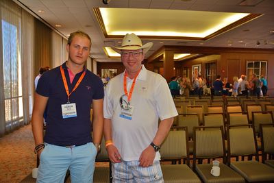Håkon Rugland i Aseon og Magne Grønnestad i MarLog AS er i Houston for å delta på Offshore Technology Conference (OTC). For dem er nettverksbygging noe av det viktigste med turen, i tillegg til å følge med på ny teknologi.