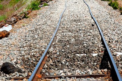 Varme dager kan gi store konsekvenser for jernbanesporene, og i verste fall flere stengte jernbanestrekninger. 