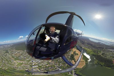 TUs fotograf Eirik Helland Urke tok turen opp i et helikopter over Oslo onsdag, og ett av resultatene ble dette. Kan du ta et bedre #tuselfie? 