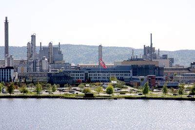 Hydros salg av Industriparken er en naturlig konsekvens av at selskapet ikke har mye aktivtet igjen på Herøya.