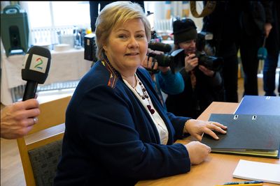 Statsminister Erna Solberg (H) på regjeringens budsjettkonferanse som startet mandag morgen på Hurdalsjøen hotell i Akershus. 
