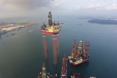 HØYTSTÅENDE: Maersk Drillings oppjekkbare rigg Intrepid har 206,8 meter lange ben. Det betyr at den er verdens største oppjekkbare rigg.